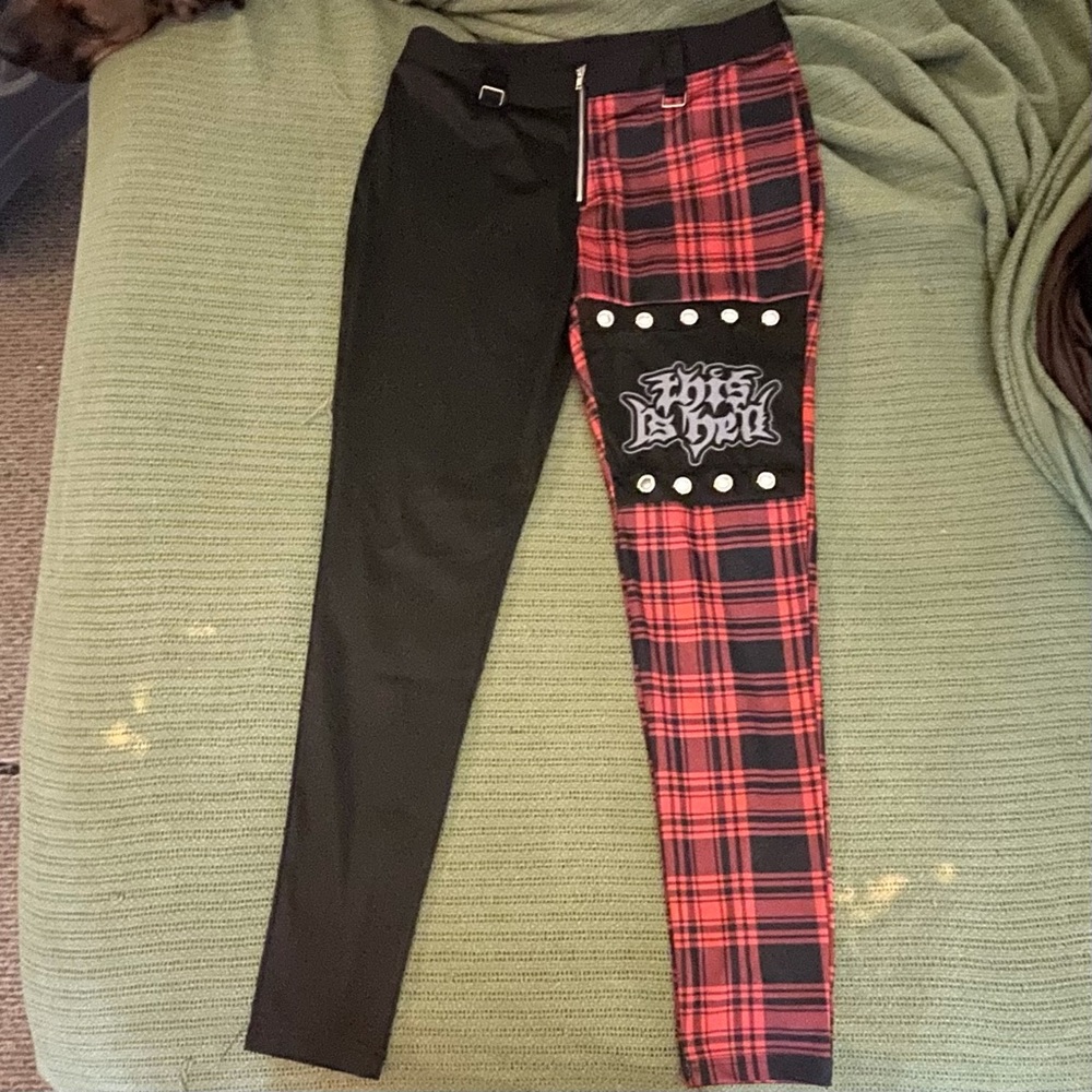 Half red tartan / black slacks